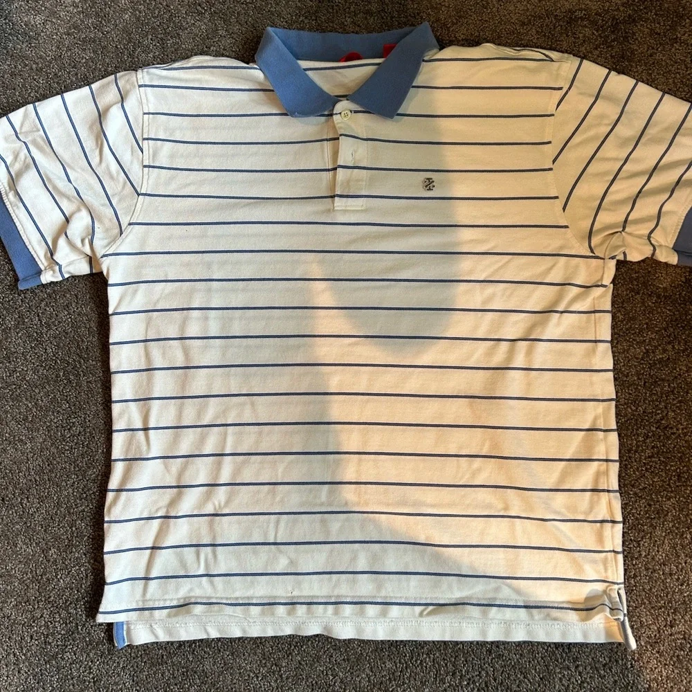 Polo - Picture 2 of 2
